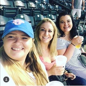 Meet your Posher, Abbie